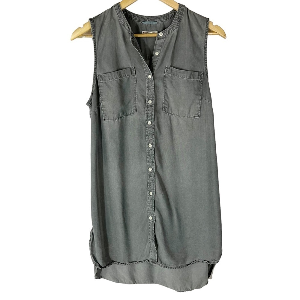 Merona Sleeveless‎ Gray Denim Button Front Top